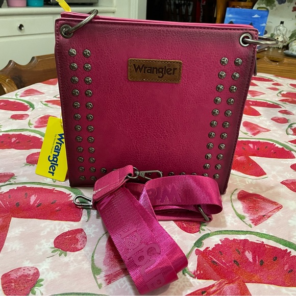 NWT Wrangler Pink Studded Crossbody Bag - Picture 6 of 8